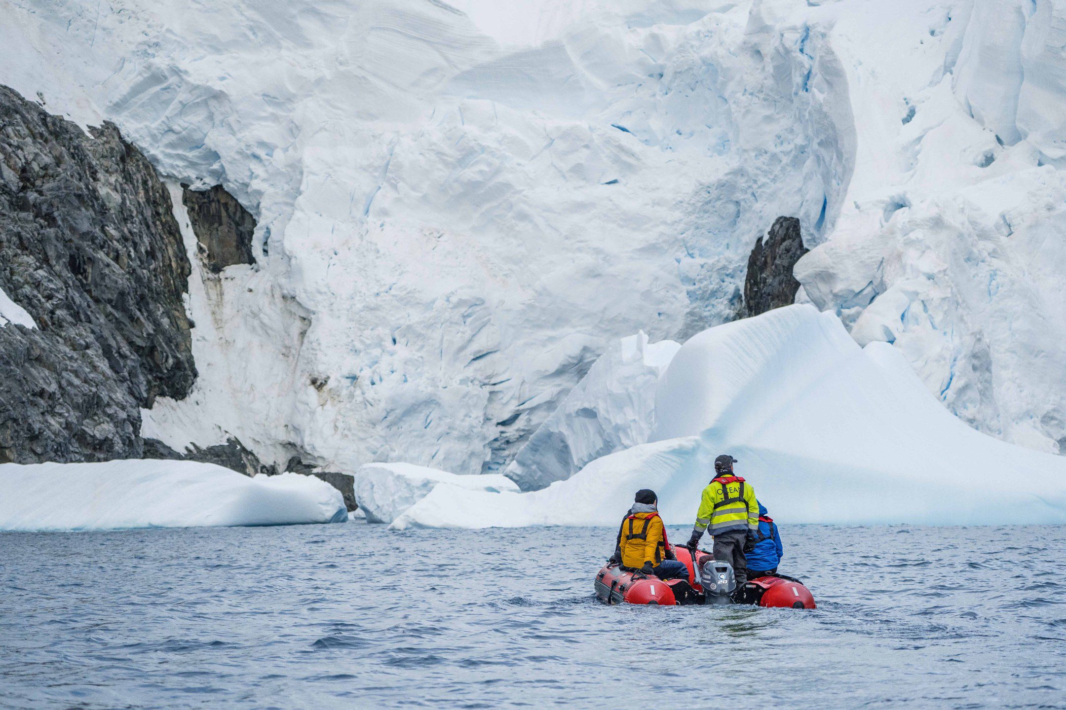 Snow covering the mountains of Thórsmörk. Haven for heli snowshoeing